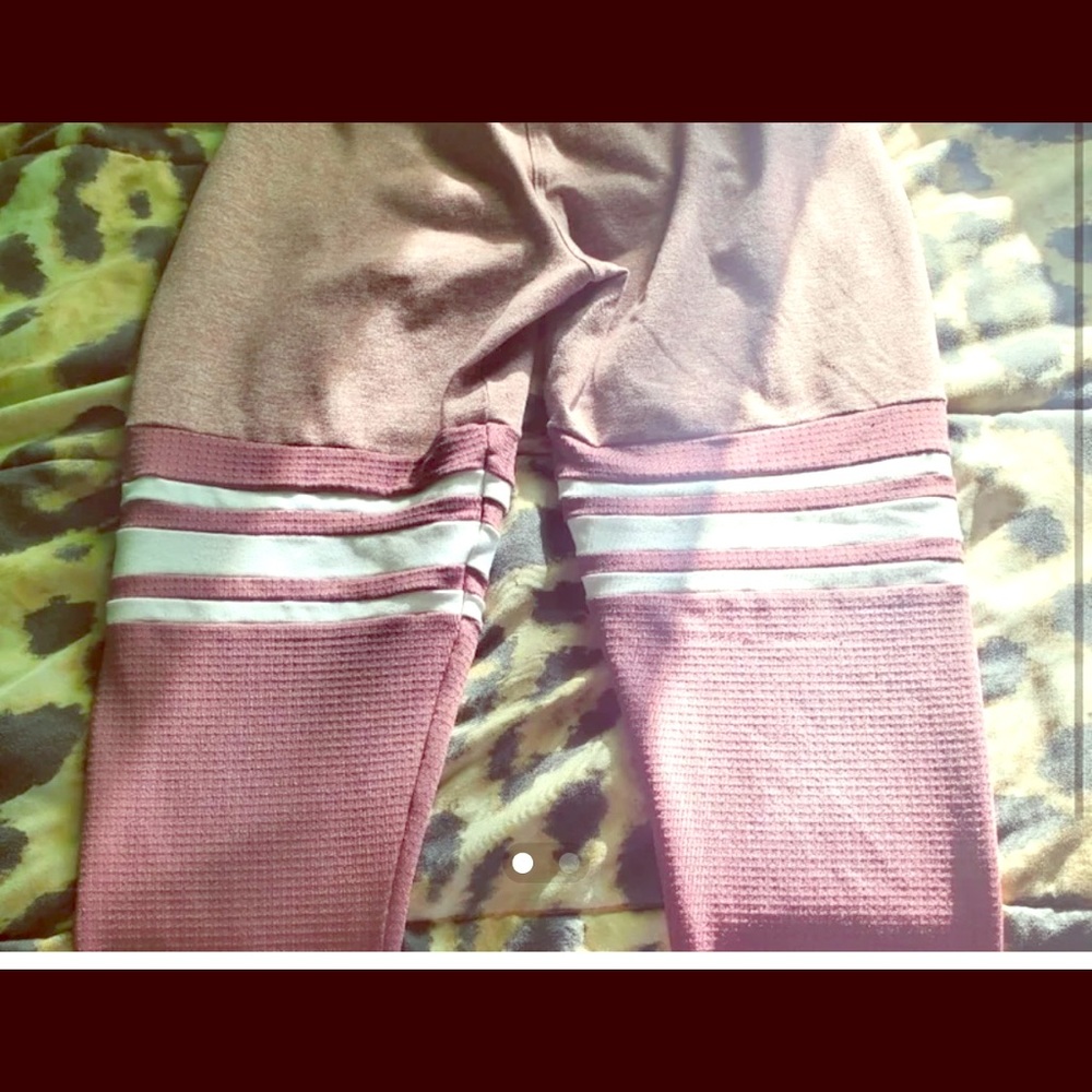 Bombshell Leggings